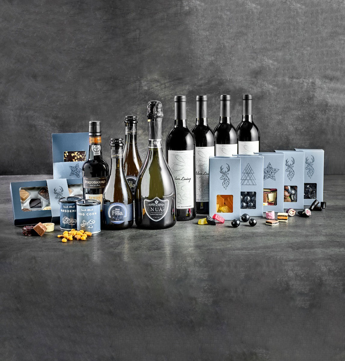 Santa Claus - Gavekurv med rødvin, øl, prosecco, portvin samt diverse lækkerier.