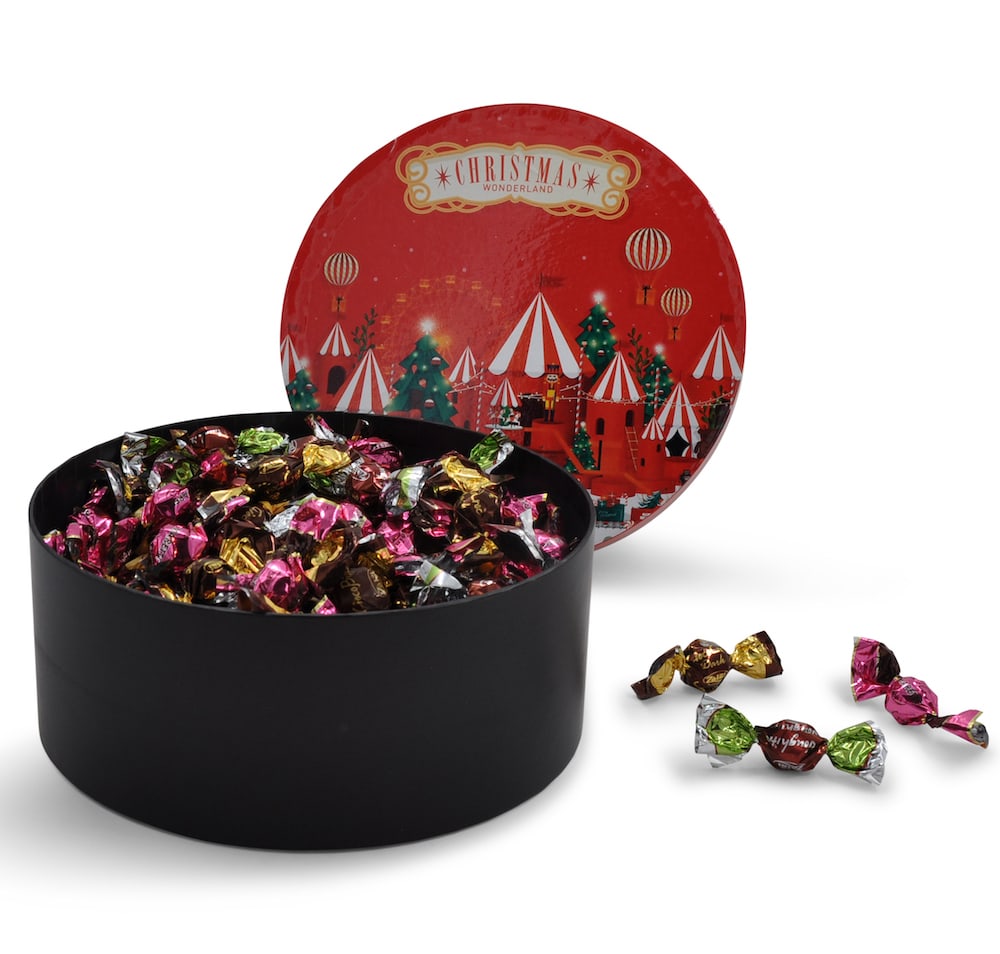 Hatteæske med logo, inkl. slik eller chokolade